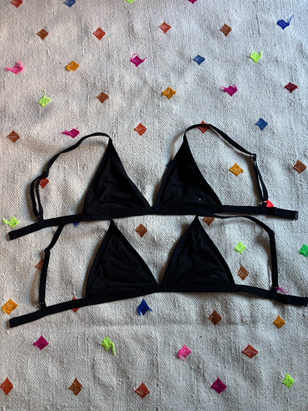 Like new Huha Bra bundle - Black, Size S